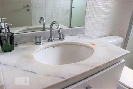 Apartamento para alugar com 60m², 2 quartos e 1 vagaBanheiro 1