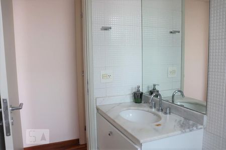 Apartamento para alugar com 60m², 2 quartos e 1 vagaBanheiro 1