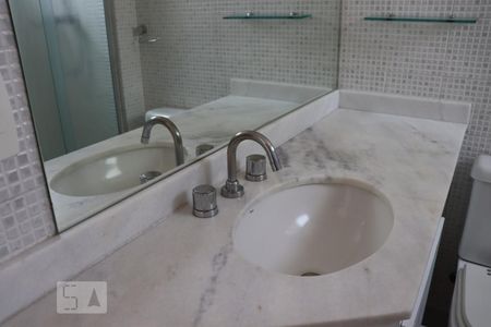 Apartamento para alugar com 60m², 2 quartos e 1 vagaBanheiro 2