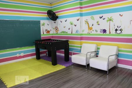 Apartamento para alugar com 60m², 2 quartos e 1 vagaÁrea comum - Salão de Jogos