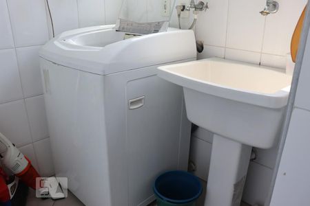 Apartamento para alugar com 60m², 2 quartos e 1 vagaÁrea de Serviço