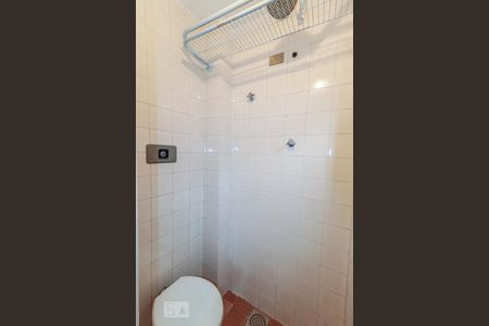 Apartamento para alugar com 74m², 2 quartos e 1 vagaBanheiro de Serviço