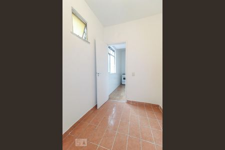 Apartamento para alugar com 74m², 2 quartos e 1 vagaQuarto de Serviço