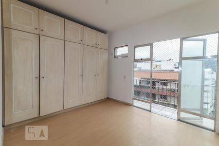 Apartamento para alugar com 74m², 2 quartos e 1 vagaQuarto 2 - Suíte