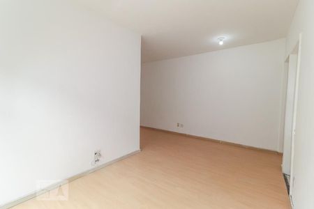 Sala de apartamento para alugar com 2 quartos, 74m² em Jacarepaguá, Rio de Janeiro