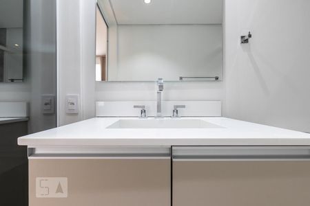 Apartamento para alugar com 74m², 1 quarto e 1 vaga Apartamento para alugar com 74m², 1 quarto e 1 vagaBanheiro Suite