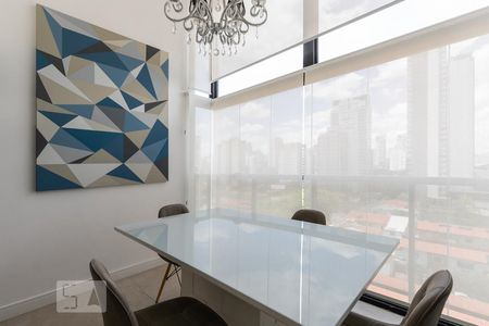 Sala de apartamento para alugar com 1 quarto, 74m² em Vila Olímpia, São Paulo