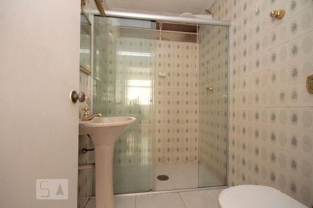 Apartamento para alugar com 65m², 2 quartos e sem vagaBanheiro