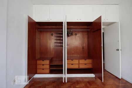 Apartamento para alugar com 65m², 2 quartos e sem vagaQuarto 1