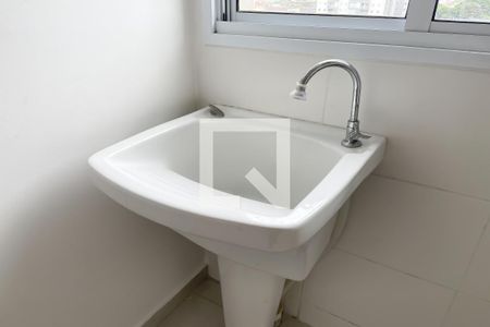 Sala/Cozinha/Área de Serviço de apartamento para alugar com 1 quarto, 33m² em Presidente Altino, Osasco