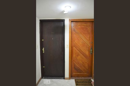 Apartamento à venda com 77m², 2 quartos e 1 vagaAcesso Apartamento