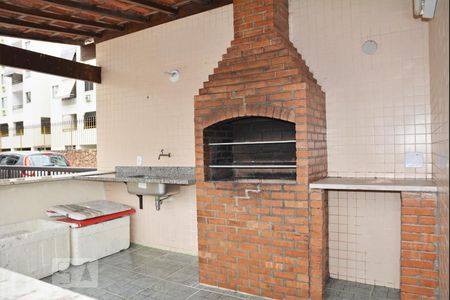 Apartamento à venda com 77m², 2 quartos e 1 vagaÁrea comum - Churrasqueira