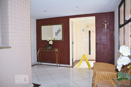 Apartamento à venda com 77m², 2 quartos e 1 vagaHall de Entrada