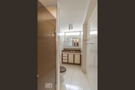 Apartamento à venda com 132m², 3 quartos e 1 vagaBanheiro