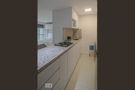 Apartamento à venda com 38m², 1 quarto e 1 vaga Apartamento à venda com 38m², 1 quarto e 1 vagaCozinha