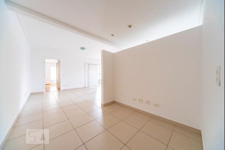 Sala de apartamento para alugar com 1 quarto, 70m² em Jardim, Santo André