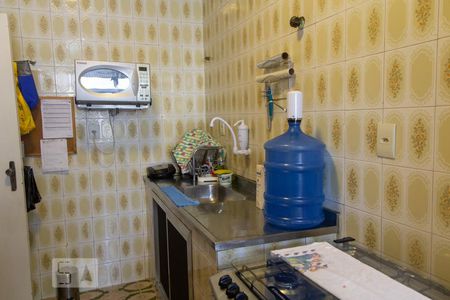 Apartamento à venda com 72m², 2 quartos e sem vagaCozinha