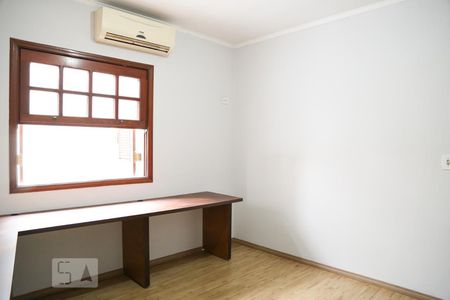 Quarto 1 de casa à venda com 4 quartos, 250m² em Cidade Vargas, São Paulo