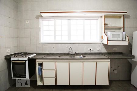 Casa à venda com 250m², 4 quartos e 1 vagaCozinha