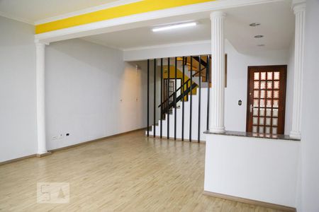 Sala de casa à venda com 4 quartos, 250m² em Cidade Vargas, São Paulo