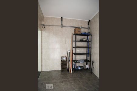 Casa à venda com 250m², 4 quartos e 1 vagaLavanderia