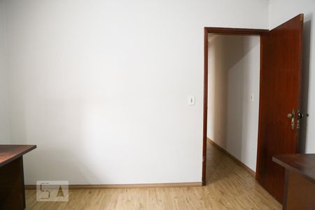 Quarto 1 de casa à venda com 4 quartos, 250m² em Cidade Vargas, São Paulo