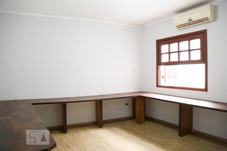 Quarto 1 de casa à venda com 4 quartos, 250m² em Cidade Vargas, São Paulo