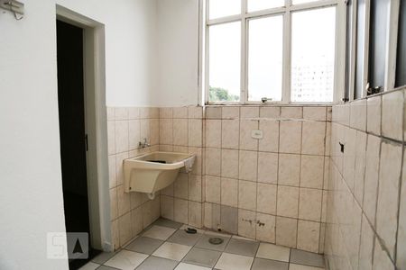 Casa à venda com 250m², 4 quartos e 1 vagaLavanderia