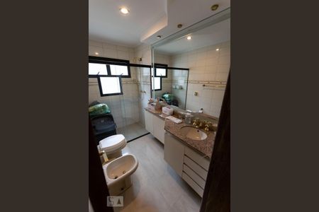 Apartamento à venda com 180m², 2 quartos e sem vagaBanheiro social 2