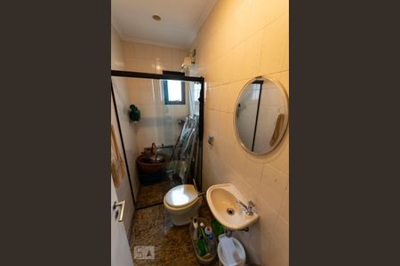 Apartamento à venda com 180m², 2 quartos e sem vagaBanheiro de serviço