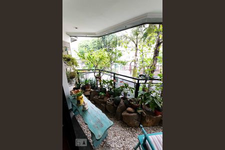 Varanda de apartamento à venda com 2 quartos, 180m² em Aclimação, São Paulo