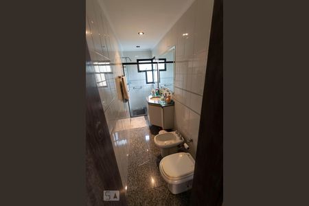 Apartamento à venda com 180m², 2 quartos e sem vagaBanheiro social 1