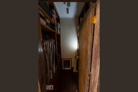 Apartamento à venda com 180m², 2 quartos e sem vagaQuarto 2 - Suíte/ Closet