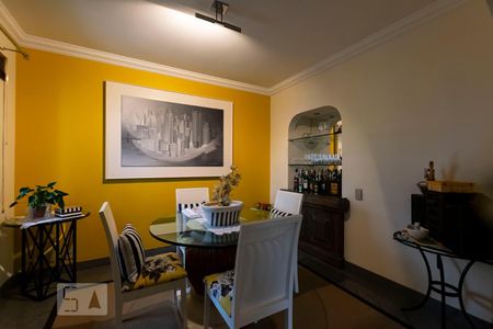 Sala de apartamento à venda com 2 quartos, 180m² em Aclimação, São Paulo