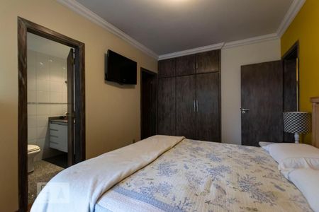 Apartamento à venda com 180m², 2 quartos e sem vagaQuarto 2 - Suíte