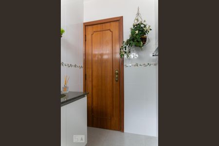 Casa à venda com 212m², 3 quartos e sem vagaBanheiro Corredor