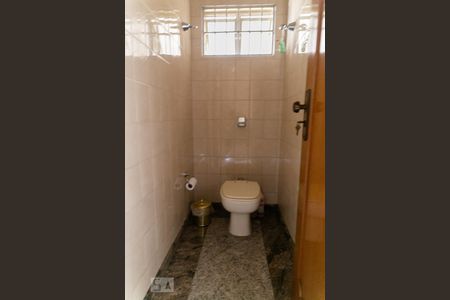 Casa à venda com 212m², 3 quartos e sem vagaLavabo