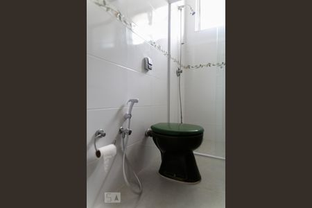 Casa à venda com 212m², 3 quartos e sem vagaBanheiro Corredor