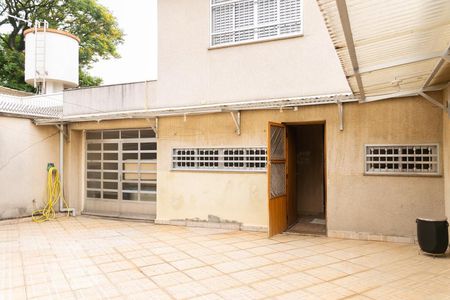 Casa à venda com 212m², 3 quartos e sem vagaQuintal