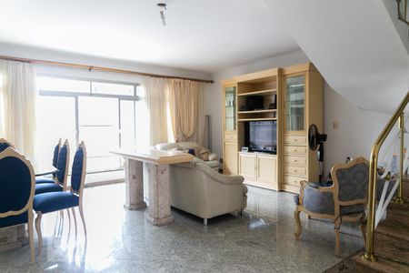 Sala de casa à venda com 3 quartos, 212m² em Jardim da Saúde, São Paulo