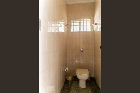 Casa à venda com 212m², 3 quartos e sem vagaLavabo