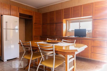 Casa à venda com 212m², 3 quartos e sem vagaCozinha