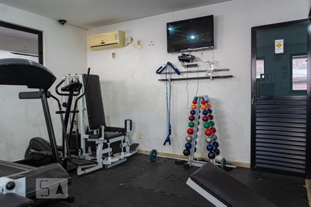 Apartamento à venda com 180m², 4 quartos e 2 vagas Apartamento à venda com 180m², 4 quartos e 2 vagasÁrea comum - Academia