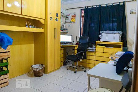 Apartamento à venda com 180m², 4 quartos e 2 vagas Apartamento à venda com 180m², 4 quartos e 2 vagasQuarto 4