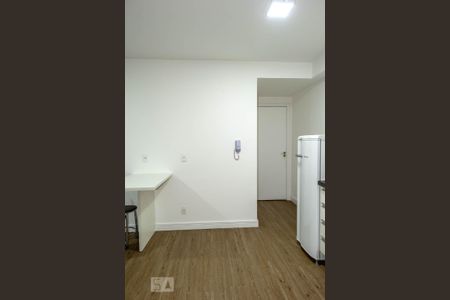 Studio para alugar com 34m², 1 quarto e 1 vaga Studio para alugar com 34m², 1 quarto e 1 vagaCozinha