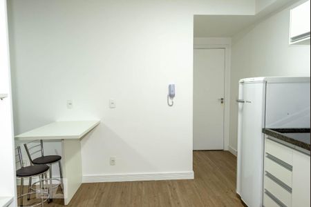Studio para alugar com 34m², 1 quarto e 1 vaga Studio para alugar com 34m², 1 quarto e 1 vagaCozinha