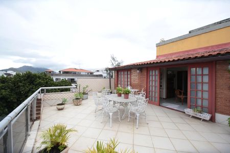 Apartamento para alugar com 3 quartos, 165m² em Recreio dos Bandeirantes, Rio de Janeiro
