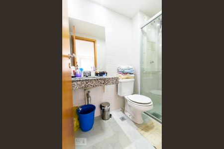 Apartamento para alugar com 55m², 2 quartos e 1 vaga Apartamento para alugar com 55m², 2 quartos e 1 vagaBanheiro 02