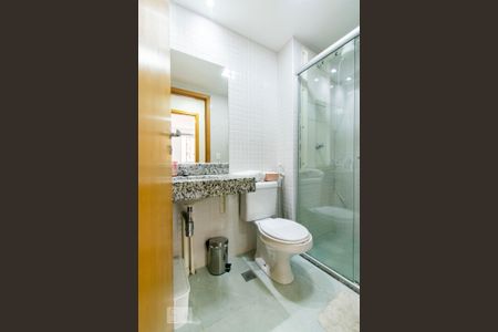 Apartamento para alugar com 55m², 2 quartos e 1 vaga Apartamento para alugar com 55m², 2 quartos e 1 vagaBanheiro 01
