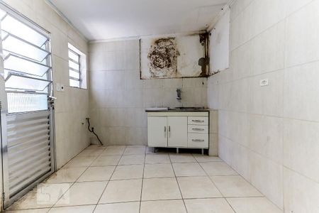 Casa à venda com 109m², 1 quarto e 2 vagas Casa à venda com 109m², 1 quarto e 2 vagasCozinha